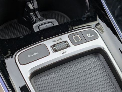 New 2026 Mercedes-Benz GLB 250 image 26