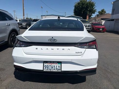 Used 2022 Hyundai Elantra Limited FWD image 6