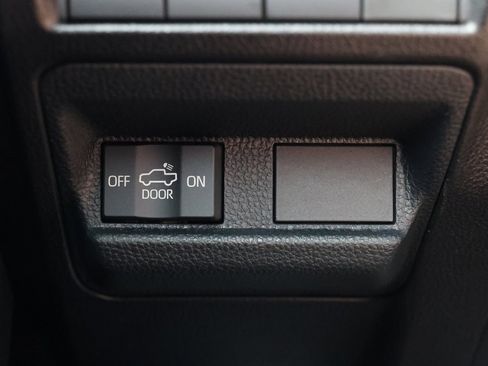 New 2025 Toyota Tacoma TRD Off-Road image 30