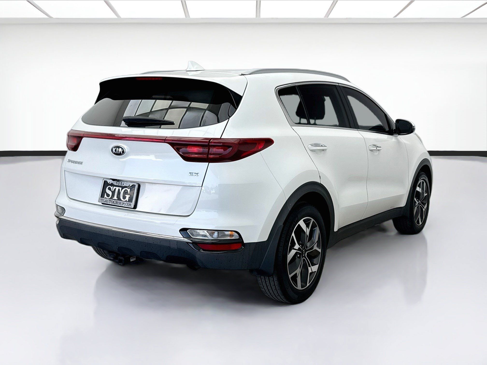 Used 2020 Kia Sportage EX w/ Paint Protection Package FWD image 4
