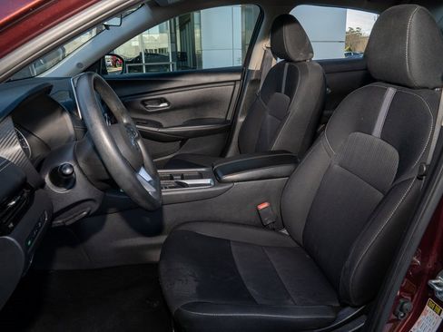 Used 2023 Nissan Sentra SV image 9