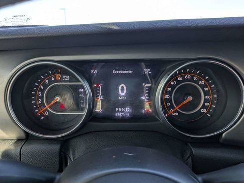 Used 2020 Jeep Gladiator Sport w/ Quick Order Package 24S AWD/4WD image 28