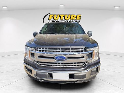 Used 2018 Ford F150 XLT w/ Equipment Group 302A Luxury AWD/4WD image 2
