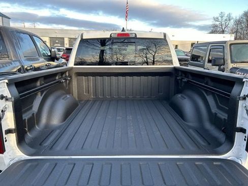 Used 2024 RAM 1500 Big Horn AWD/4WD image 16