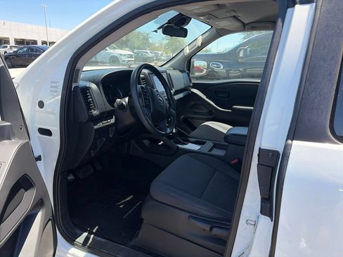Used 2022 Nissan Frontier S w/ Technology Package RWD image 8
