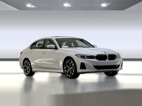 Used 2026 BMW 330i Sedan w/ Premium Package RWD image 6