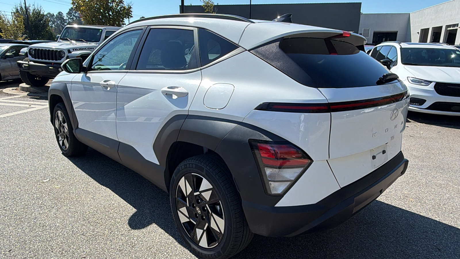 Used 2025 Hyundai Kona SEL AWD/4WD image 10