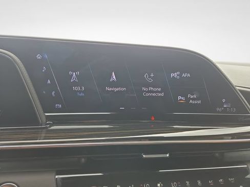 Certified 2022 Cadillac Escalade ESV Sport AWD/4WD image 26