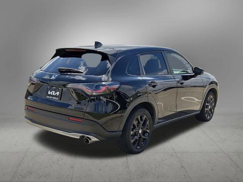 Used 2023 Honda HR-V Sport image 6