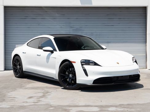 Certified 2024 Porsche Taycan RWD image 10