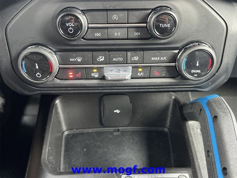 Certified 2022 Ford Bronco Black Diamond image 9