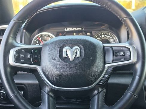 Used 2022 RAM 1500 Big Horn AWD/4WD image 28