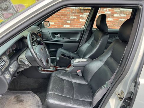 Used 2000 Volvo S70 image 6