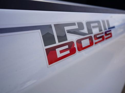 New 2026 Chevrolet Silverado 1500 LT Trail Boss w/ Safety Package image 7
