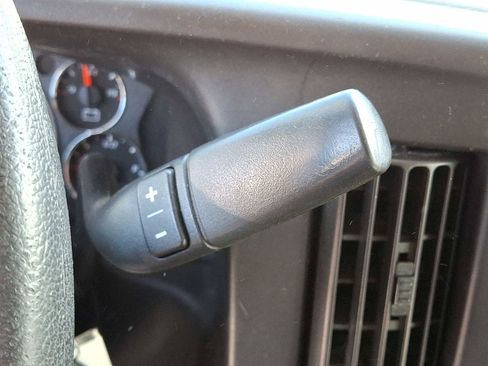 Used 2016 Chevrolet Express 3500 image 13