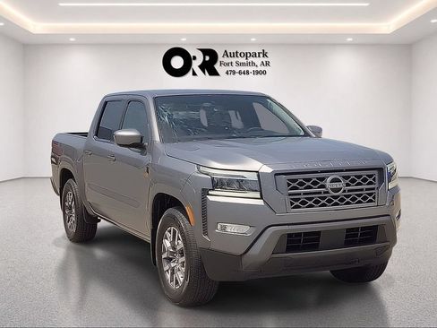Used 2024 Nissan Frontier SL w/ Technology Package RWD image 1