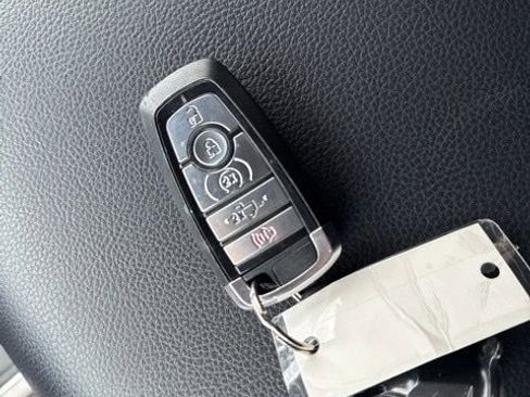 Used 2019 Ford F150 Lariat w/ Equipment Group 502A Luxury image 34