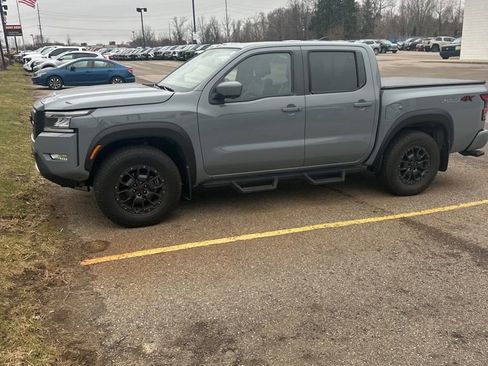 Used 2023 Nissan Frontier PRO-4X w/ Pro-4X Premium Package image 2