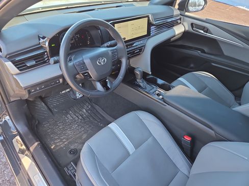 Certified 2025 Toyota Camry SE image 15