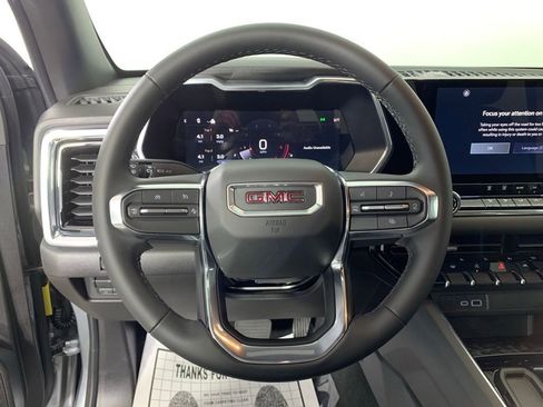 New 2026 GMC Canyon Elevation image 15