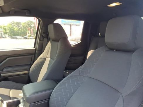 Used 2024 Toyota Tacoma SR5 AWD/4WD image 13