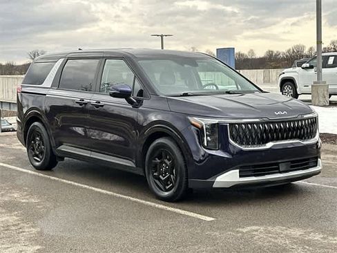 Used 2025 Kia Carnival image 34