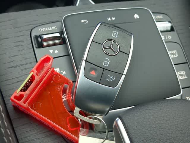 Used 2026 Mercedes-Benz GLS 450 4MATIC image 36