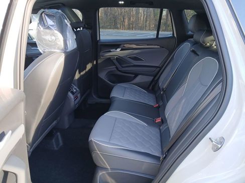 New 2026 Volkswagen Tiguan SEL R-Line image 25