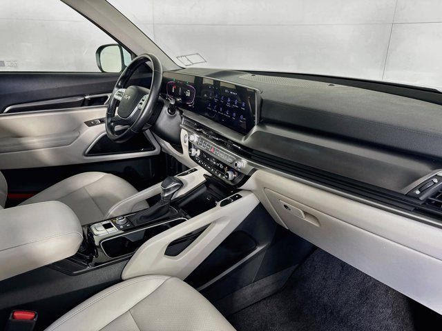 Certified 2023 Kia Telluride S w/ S Sunroof Package AWD/4WD image 31
