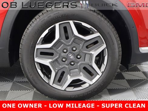Used 2023 Hyundai Santa Fe Limited image 3