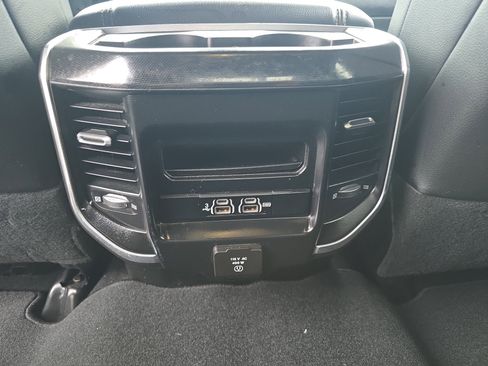 Used 2020 RAM 3500 Laramie w/ Night Edition image 17