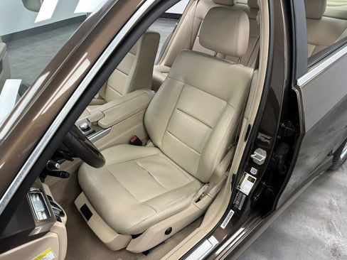 Used 2014 Mercedes-Benz E 350 4MATIC Sedan image 35