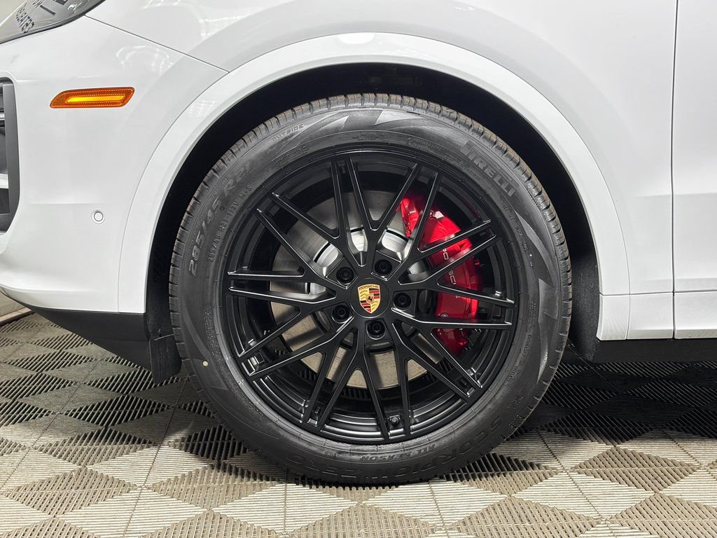 Certified 2026 Porsche Cayenne S AWD/4WD image 41