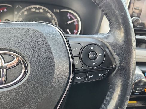 Used 2019 Toyota RAV4 Limited w/ Advanced Technology Package image 23