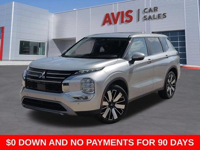 Used 2025 Mitsubishi Outlander SE