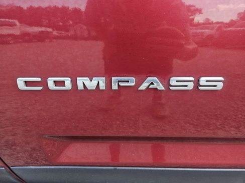 Used 2017 Jeep Compass Latitude AWD/4WD image 45