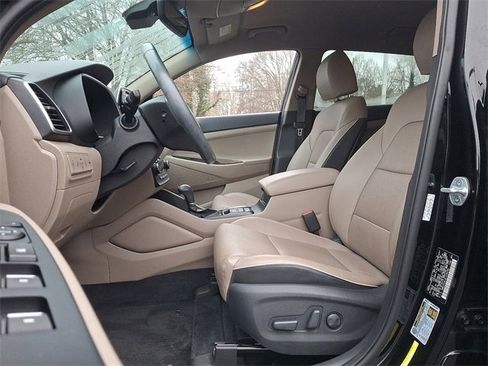 Used 2020 Hyundai Tucson Limited image 13