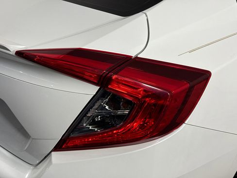 Used 2018 Honda Civic EX-T image 34