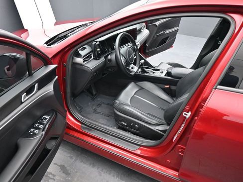 Used 2023 Kia K5 GT-Line image 11