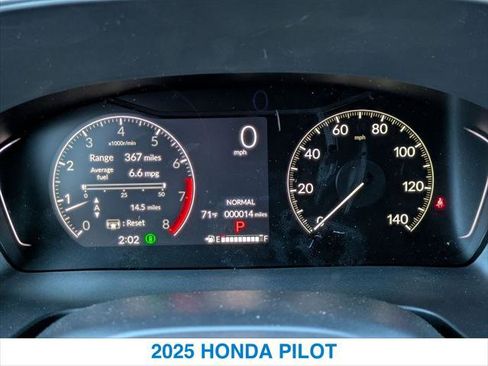 New 2025 Honda Pilot Touring image 16