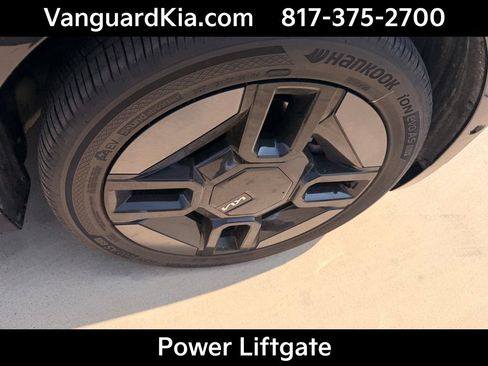Used 2024 Kia EV9 GT-Line AWD/4WD image 11