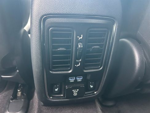 Used 2016 Jeep Grand Cherokee Limited 75th Anniversary AWD/4WD image 13