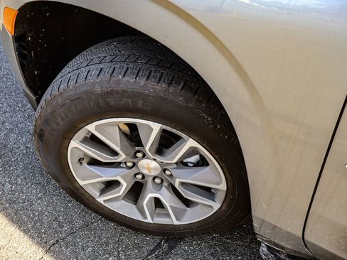 Used 2024 Chevrolet Tahoe LT w/ LT Signature Plus Package image 47