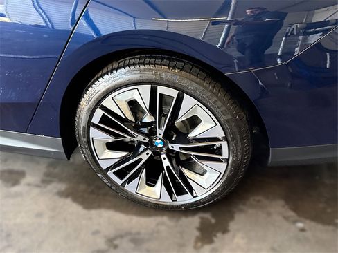 New 2026 BMW 530i image 14