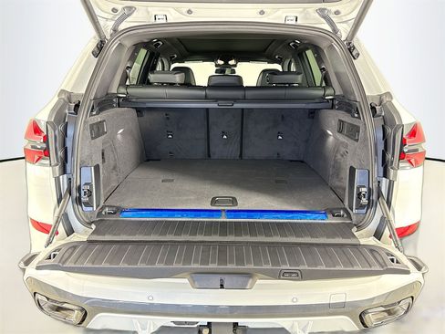 New 2026 BMW X5 xDrive50e w/ M Sport Package image 28