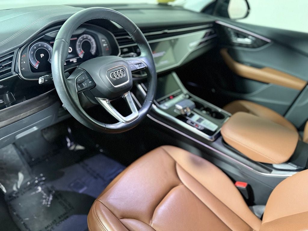 Used 2023 Audi Q8 Prestige AWD/4WD image 18