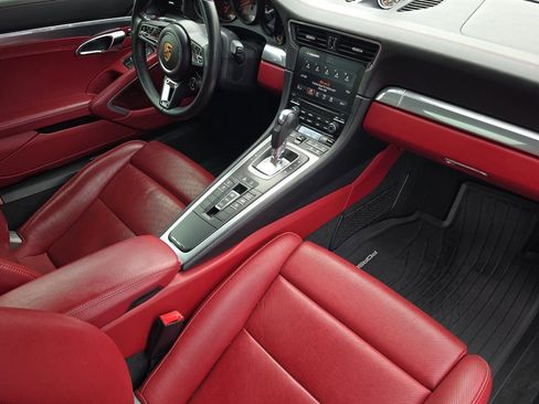 Used 2017 Porsche 911 Carrera 4S AWD/4WD image 15
