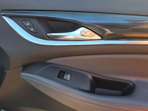 Used 2024 Buick Enclave Premium image 96