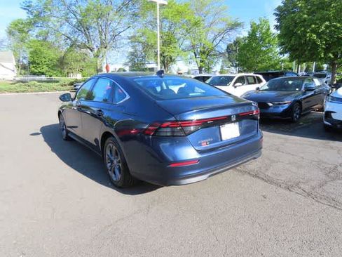 Certified 2023 Honda Accord EX image 4