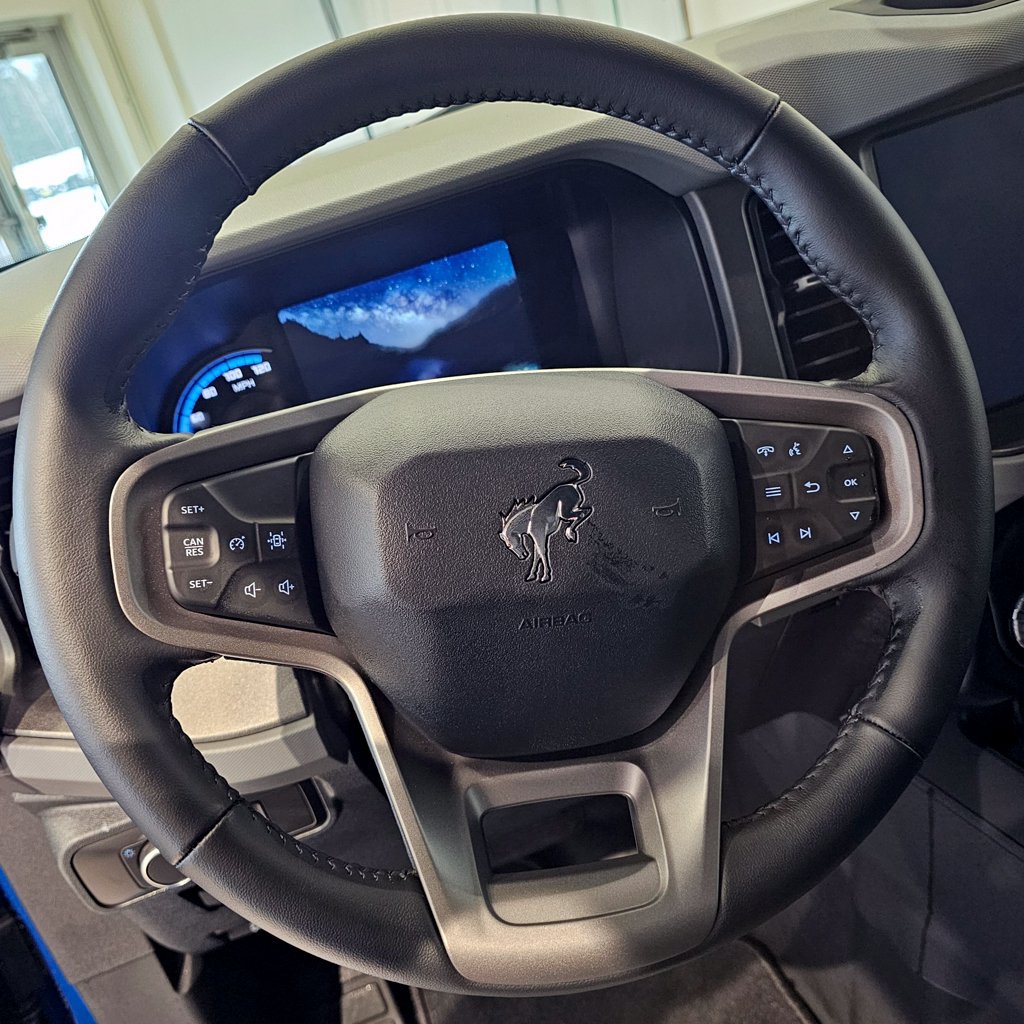 Used 2024 Ford Bronco Big Bend w/ Sasquatch Package AWD/4WD image 17